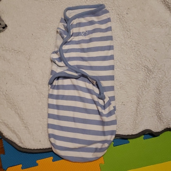 SOLD Swaddler bundle - Picture 2 of 3